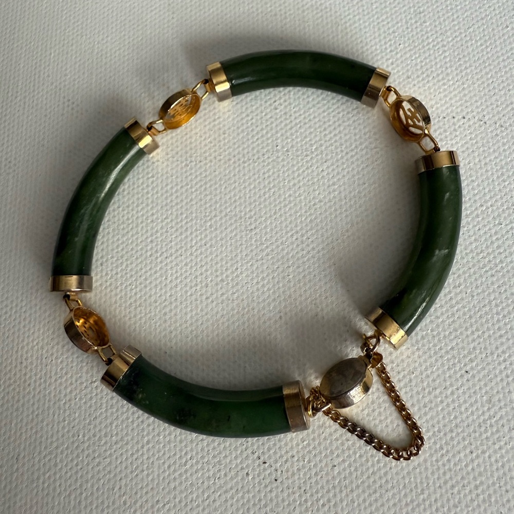 Green Jade and Gold Tone Bracelet